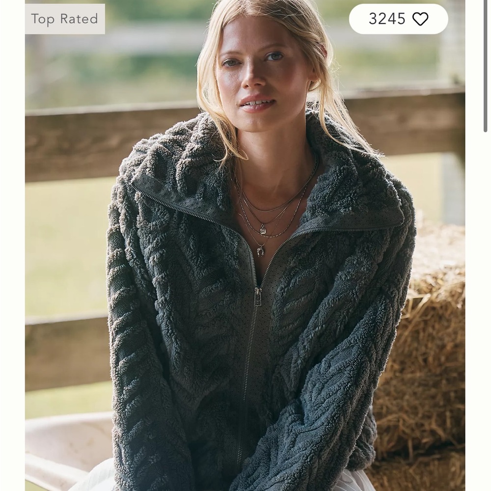 new with tags Pilcro textured faux fur jacket